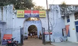 हेड कांस्टेबल से लूट- पीट पीटकर किया अधमरा- ICU में एडमिट हेड कांस्टेबल से लूट- पीट पीटकर किया अधमरा- ICU में एडमिट