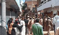 दुकान खोल रहे बाप बेटे की दिन दहाड़े हत्या- सरेआम गोलियों से भूना