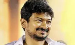 सनातन धर्म को खत्म करने को CM के बेटे ने फिर चलायें जुबानी तीर सनातन धर्म को खत्म करने को CM के बेटे ने फिर चलायें जुबानी तीर