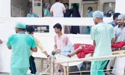 यूनिवर्सिटी के अस्पताल में आग- रेस्क्यू कर निकाले भीतर फंसे मरीज