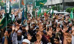 रैली निकालकर अहमदिया मस्जिद तोड़ने की तैयारी- प्रशासन हुआ मौन