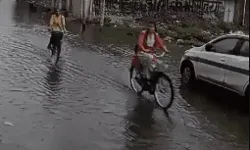 बिजली गिरने की आशंका- कक्षा 8 तक के स्कूल कर दिए बंद