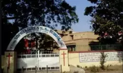 मिशनरी स्कूल में छात्रा से छेड़छाड़- स्पोर्ट्स कोच बाप बेटा किये निलंबित