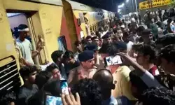 जम्मूतवी एक्सप्रेस में डकैती- महिलाओं से दुर्व्यवहार- 10 राउंड फायरिंग जम्मूतवी एक्सप्रेस में डकैती- महिलाओं से दुर्व्यवहार- 10 राउंड फायरिंग