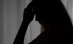 गणपति उत्सव पंडाल से लौट रही लड़की से गन पॉइंट पर गैंगरेप गणपति उत्सव पंडाल से लौट रही लड़की से गन पॉइंट पर गैंगरेप