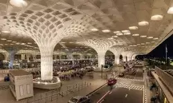 ब्लू रंग के बैग में रखा है बम- इंटरनेशनल एयरपोर्ट पर मचा हड़कंप ब्लू रंग के बैग में रखा है बम- इंटरनेशनल एयरपोर्ट पर मचा हड़कंप