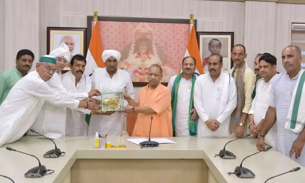 सीएम योगी से मिला किसानों का प्रतिनिधिमंडल- समाधान का मिला आश्वासन