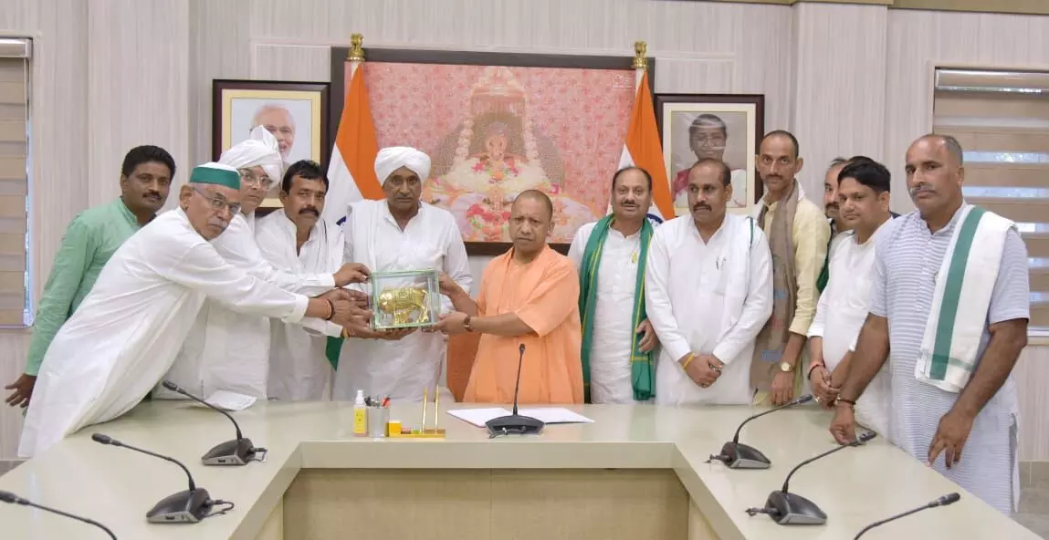 सीएम योगी से मिला किसानों का प्रतिनिधिमंडल- समाधान का मिला आश्वासन