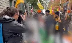 भारत का झंडा फाडा- प्रदर्शनकारियों ने PM मोदी का भी किया अपमान