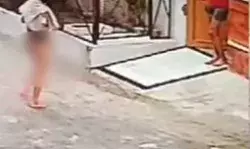 देखते रहे लोग- रेप के बाद खून से लथपथ बच्ची बिना कपड़े भटकती रही