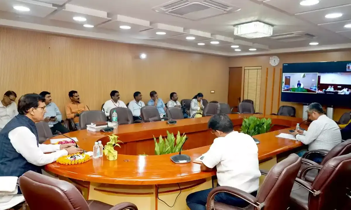 पूरे माह चलेगा हर घर सोलर अभियान- ऊर्जा मंत्री शर्मा ने दिये निर्देश