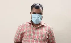 मांगी रिश्वत- मिठाई के डिब्बे लाने की दी सलाह- रंगेहाथ पकड़ा गया बाबू मांगी रिश्वत- मिठाई के डिब्बे लाने की दी सलाह- रंगेहाथ पकड़ा गया बाबू