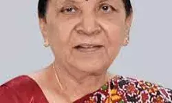 स्वच्छता अभियान से जुड़कर गांधी जी को दें सच्ची श्रद्धांजलि- आनंदी बेन