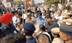 महिलाओं ने बढाई BJP की टेंशन- गवर्नर के आगे लगाये MLA मुर्दाबाद के नारे