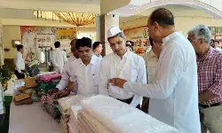 सत्य के पुजारी और सादगी के प्रतीक के आदर्शों को जीवन में उतारें- DM