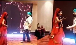 भाजपा के संस्कारवान जिला मंत्री ने बार बालाओं संग मटकाए कूल्हे