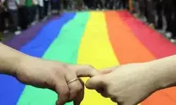 दो बहन आपस में शादी करने पर अडी-बुलाई पुलिस और बोली रहेगी दोनों साथ दो बहन आपस में शादी करने पर अडी-बुलाई पुलिस और बोली रहेगी दोनों साथ