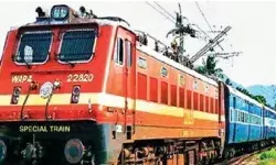 ट्रेन के AC कोच में शराबी ने साइंटिस्ट एवं उसकी पत्नी पर किया पेशाब