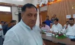 जिला पंचायत की बोर्ड बैठक में हंगामा- विपक्षी मेंबर्स ने किया बहिष्कार