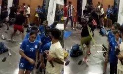 IIT में कबड्डी के बदले हुई कुश्ती जमकर चले लात एवं घूंसे IIT में कबड्डी के बदले हुई कुश्ती जमकर चले लात एवं घूंसे