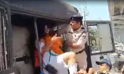 पदयात्रा करके इस्तीफा देने पहुंची SDM गिरफ्तार- कपड़े भी फटे