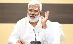 मंत्री ने विभागीय अधिकारियों से बैठक कर दिए आवश्यक दिशा-निर्देश मंत्री ने विभागीय अधिकारियों से बैठक कर दिए आवश्यक दिशा-निर्देश