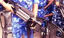 जुम्मे की नमाज को लेकर आज यूपी में अलर्ट- प्रदर्शन की इजाजत नहीं जुम्मे की नमाज को लेकर आज यूपी में अलर्ट- प्रदर्शन की इजाजत नहीं