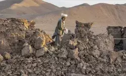 बर्बादी का सिलसिला जारी- फिर आया 6.3 तीव्रता का भयंकर भूकंप बर्बादी का सिलसिला जारी- फिर आया 6.3 तीव्रता का भयंकर भूकंप