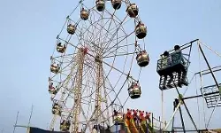 मेले में हुआ हादसा- रस्सी टूटने से तीन बच्चे झूले से गिरे- दो की मौत