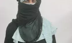 शादी समारोह में बुर्का पहन पहुंचा ब्लॉक प्रमुख- पुलिस ने किया अरेस्ट शादी समारोह में बुर्का पहन पहुंचा ब्लॉक प्रमुख- पुलिस ने किया अरेस्ट