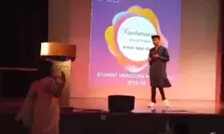 जय श्री राम बोलने से खफा होकर छा़त्र को उतारने वाली प्रोफेसर सस्पैंड जय श्री राम बोलने से खफा होकर छा़त्र को उतारने वाली प्रोफेसर सस्पैंड