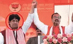 42 दिन से फरार कमल छाप BJP नेता ने बोला झूठ- इस बीच मां का निधन