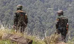 सुरक्षाबलों ने घुसपैठ की कोशिश नाकाम की, दो आतंकी ढेर सुरक्षाबलों ने घुसपैठ की कोशिश नाकाम की, दो आतंकी ढेर