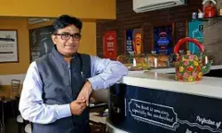 डॉग अटैक में घायल बाघ बकरी चाय के मालिक की मौत- मॉर्निंग वॉक..