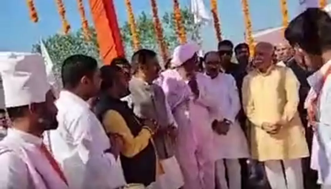 बोले भागवत- मनुष्य को जीवन में किसी भी परिस्थिति से नहीं करना चाहिए पलायन