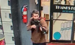 होटल में चलाई अंधाधुंध गोलियां- 22 की मौत- 50 गंभीर होटल में चलाई अंधाधुंध गोलियां- 22 की मौत- 50 गंभीर