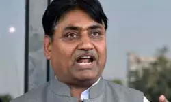 छापे से कांग्रेस अध्यक्ष के घर ईडी की दस्तक- MLA के घर भी रेड छापे से कांग्रेस अध्यक्ष के घर ईडी की दस्तक- MLA के घर भी रेड