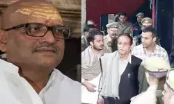 बेआबरू होकर तेरे कूचे से हम निकले- आजम का राय से मिलने से इंकार बेआबरू होकर तेरे कूचे से हम निकले- आजम का राय से मिलने से इंकार