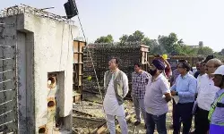 फ्लाईओवर के निर्माण से चौराहे पर लगने वाले जाम से मिलेगी निजात- मंत्री