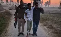 लुटेरों से पुलिस की मुठभेड़- एनकाउंटर में दो बदमाशों को लगी गोली