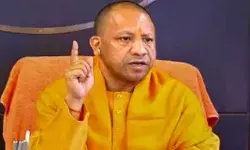 उपभोक्ताओं पर मेहरबान योगी ने अफसरों पर लगाई लगाम- नहीं काटेंगे कनेक्शन उपभोक्ताओं पर मेहरबान योगी ने अफसरों पर लगाई लगाम- नहीं काटेंगे कनेक्शन