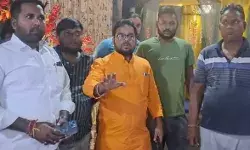 कैफे में पुलिस का छापा- आपत्तिजनक हालत में मिले युवा कैफे में पुलिस का छापा- आपत्तिजनक हालत में मिले युवा