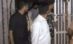 ईडी ने सब खंगाल डाला- आप मंत्री ने पूछा- क्या मिला बाबा जा का ठुल्लू? ईडी ने सब खंगाल डाला- आप मंत्री ने पूछा- क्या मिला बाबा जा का ठुल्लू?