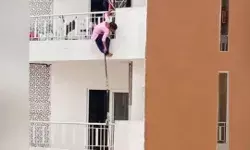 महिला ने किया कमाल- रुमाल के लिए लगा दिया जान पर दांव- और फिर... महिला ने किया कमाल- रुमाल के लिए लगा दिया जान पर दांव- और फिर...