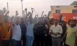 सरधना में डॉक्टर संजीव बालियान का विरोध- लगे खिलाफ नारे सरधना में डॉक्टर संजीव बालियान का विरोध- लगे खिलाफ नारे