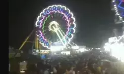 झूला टूटने से हुआ हादसा- मेले में मची अफरा तफरी- कई लोग घायल झूला टूटने से हुआ हादसा- मेले में मची अफरा तफरी- कई लोग घायल