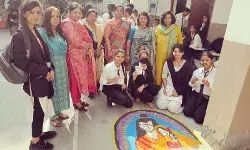 कॉलेज में हुआ रंगोली का आयोजन- विजेताओं को मिली ट्रॉफी व प्रमाण पत्र