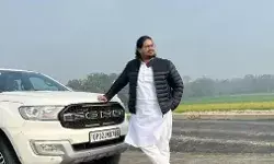 तीन मामलों में फरार मुख्तार अंसारी के बेटे का कोर्ट में सरेंडर तीन मामलों में फरार मुख्तार अंसारी के बेटे का कोर्ट में सरेंडर