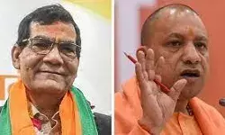 बिजली चोरों के लिए योगी सरकार लाई राहत का पैकेज - पढ़िए खबर बिजली चोरों के लिए योगी सरकार लाई राहत का पैकेज - पढ़िए खबर