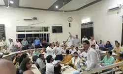 हंगामे के बीच पालिका की बोर्ड बैठक में 35 प्रस्ताव पास- 22 करोड़ के...
